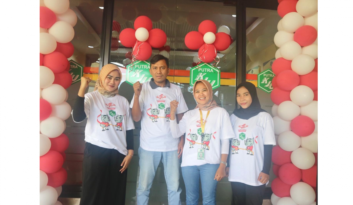 Hijau Putih Cat Air Hari Hutan Sedunia Konten Instagram (1080 × 500 px) (1920 × 1080 px)-3